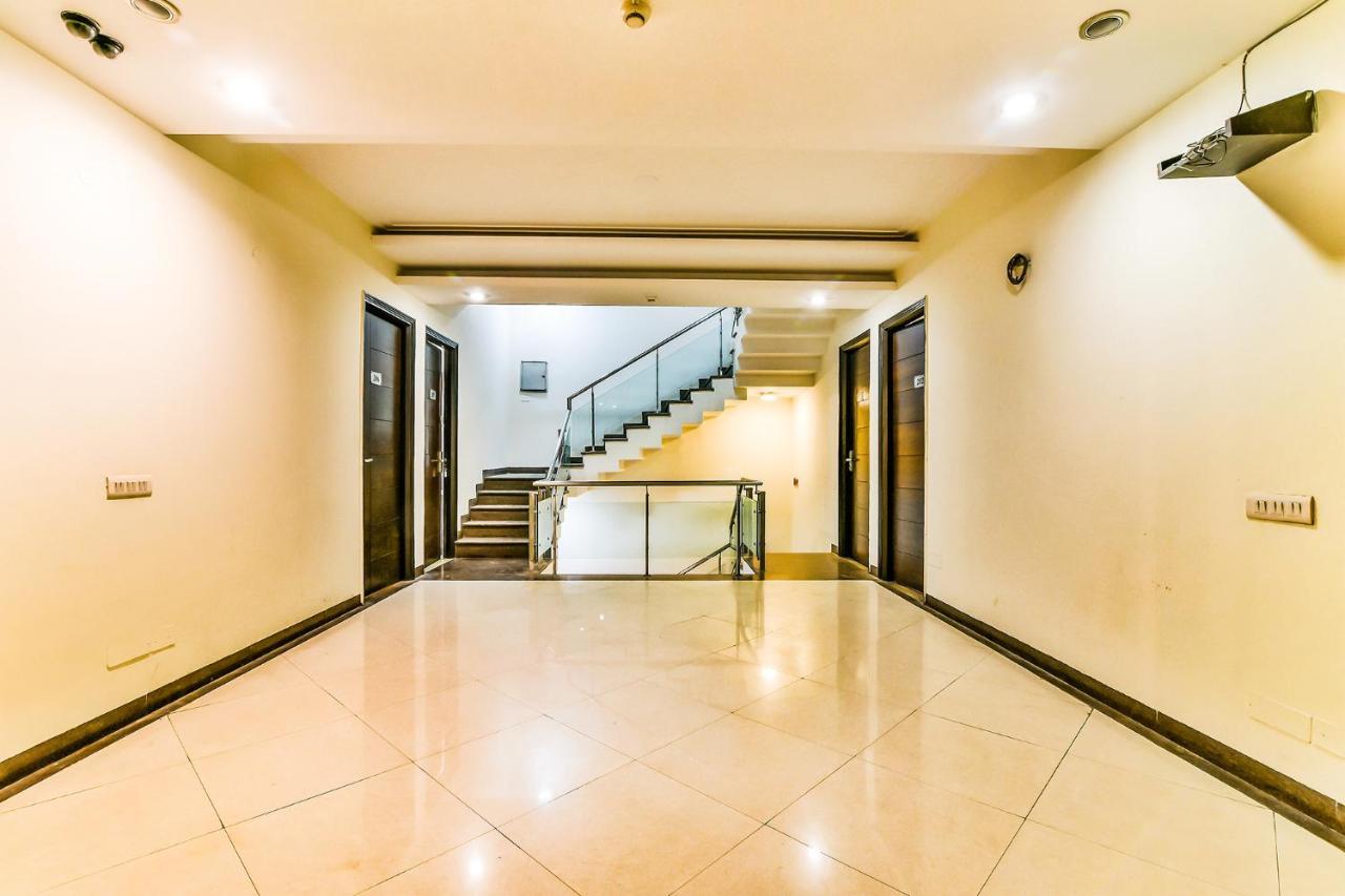 Fabhotel Oasis Dlf Phase 3 Gurgaon Exterior foto